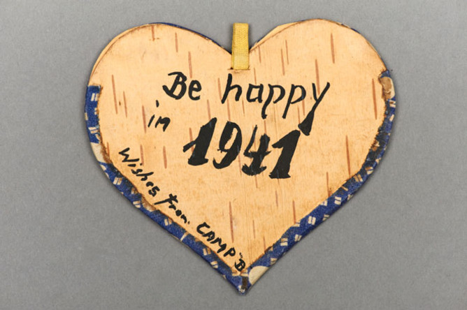 Hand written words: Be happy in 1941, Wishes from Camp B.